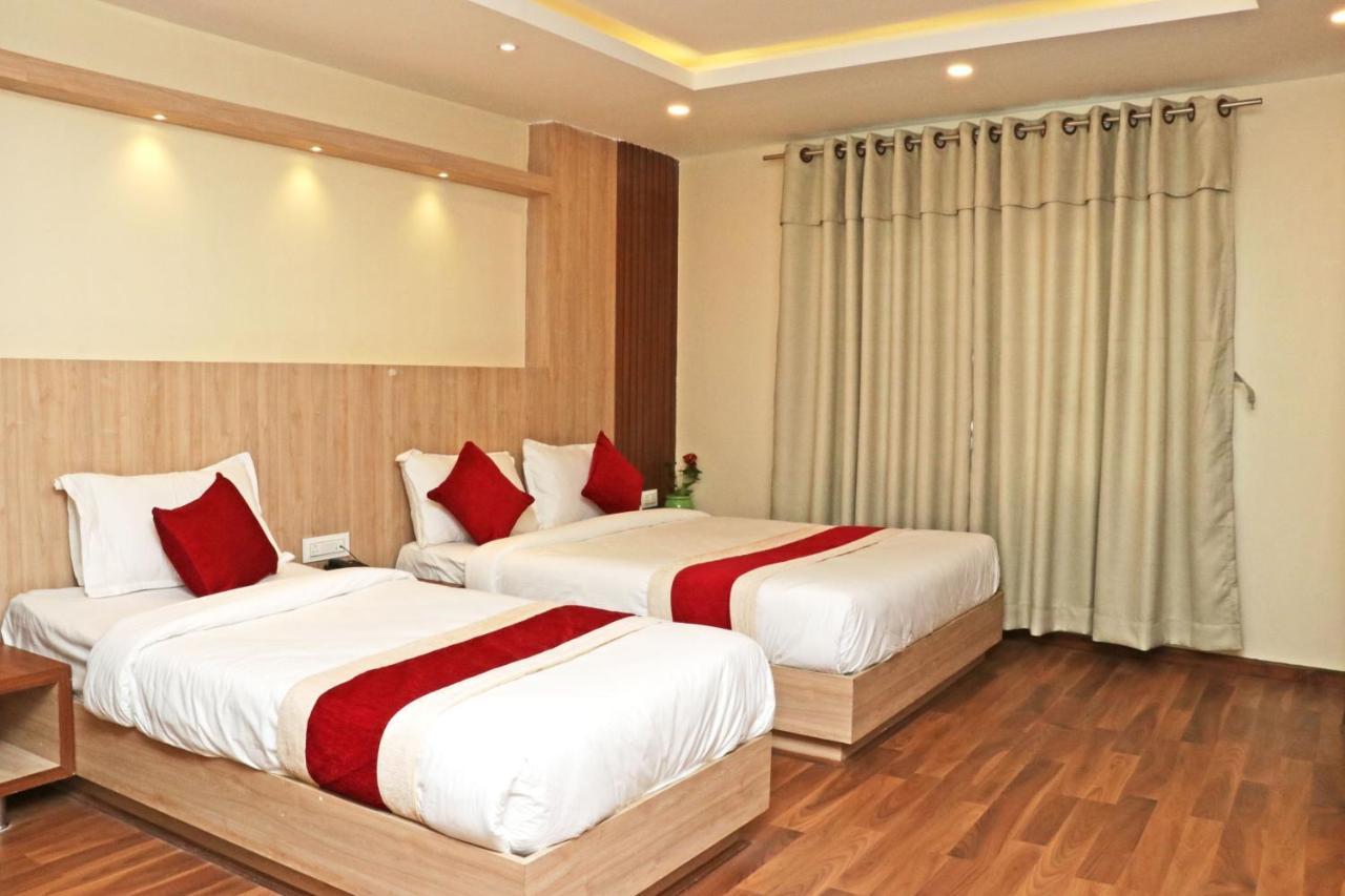 Hotel Nilakantha Pvt. Ltd Catmandu Exterior foto