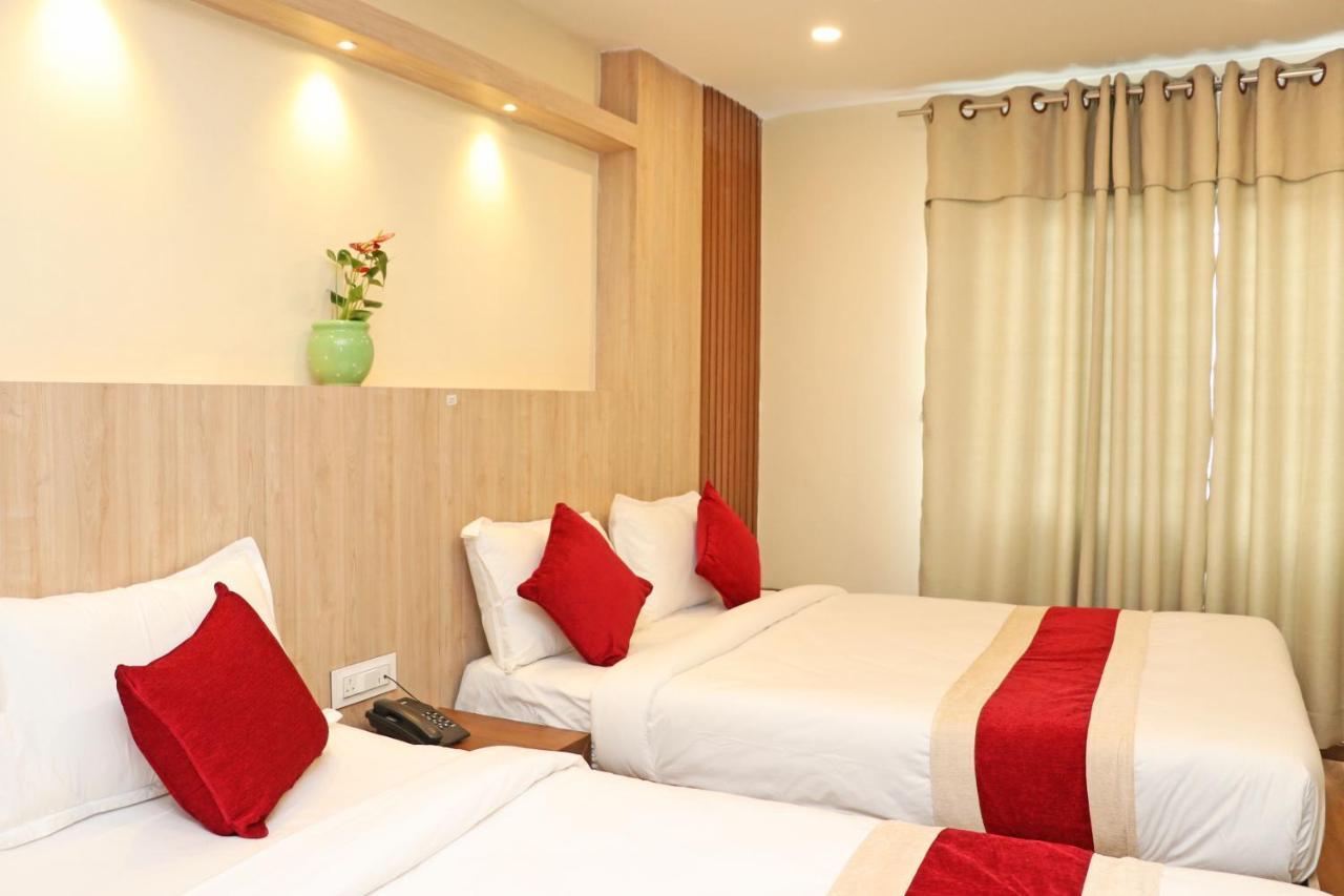 Hotel Nilakantha Pvt. Ltd Catmandu Exterior foto